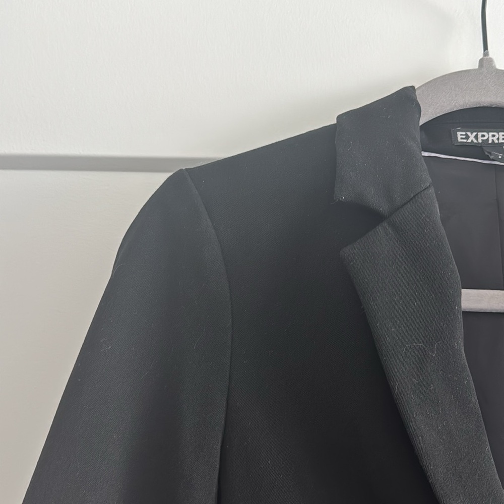 Express Blazer - Picture 2 of 4